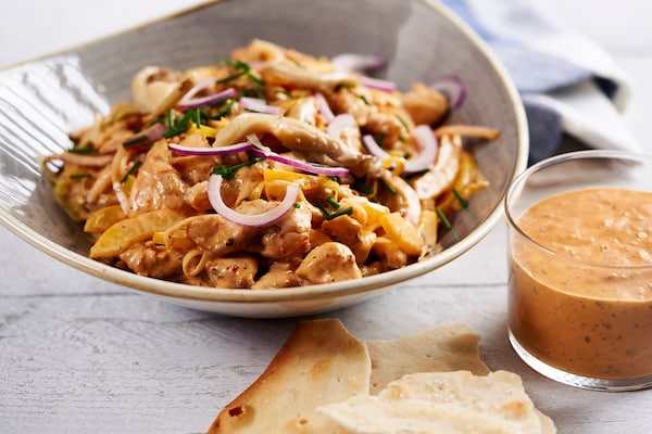 Salad with chicken and oyster mushrooms