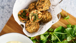 Vegetable snacks - Spinach carrot Zaatar 1